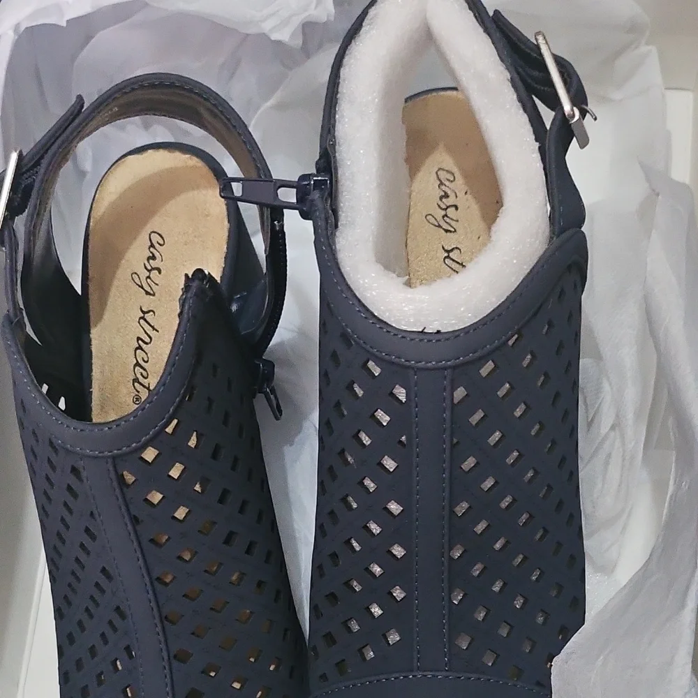 Easy Street Navy Cutout Block Heels